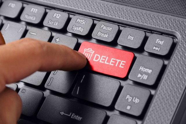 Cleaning Up Your Life Online